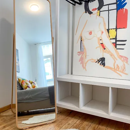 Apartment New Cozy In Porte De Hal Brussels