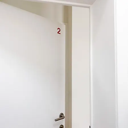 New Cozy In Porte De Hal Apartment Brussels