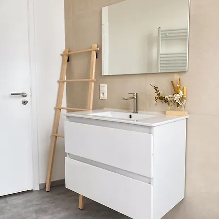 New Cozy In Porte De Hal * Brussels