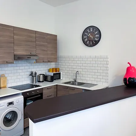 New Cozy In Porte De Hal Brussels