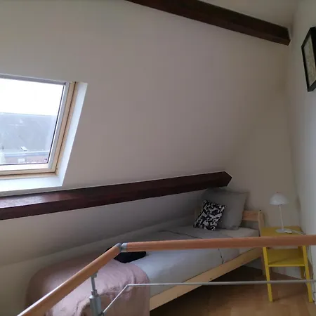 New Cozy In Porte De Hal Brussels